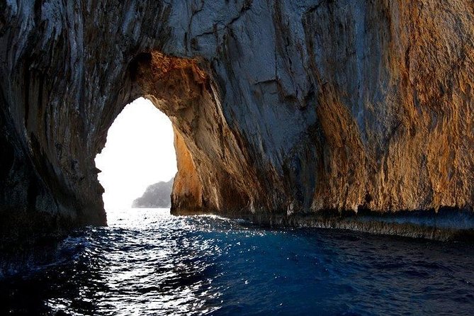 Capri: Boat Tour, Priority Tickets & Blue Grotto (Optional) - What it feels like on board: comfort, audio, and movement