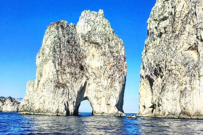 Capri: Boat Tour, Priority Tickets & Blue Grotto (Optional) - Seasickness and weather: plan like a realist