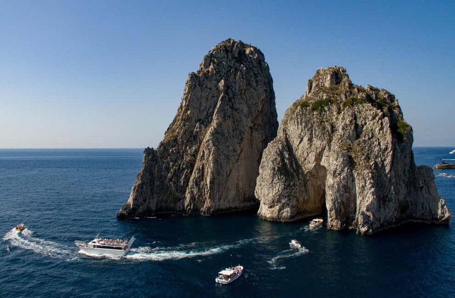 CAPRI CLASSIC BOAT TOUR - Key highlights you will actually feel on this tour
