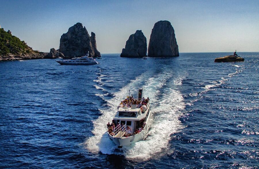 CAPRI CLASSIC BOAT TOUR - What to bring, what to wear, and what is not allowed