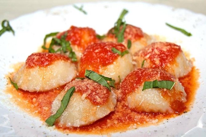 CAPRI - DIY Day Trip Package - BoatTour, BlueGrotto,Bus&Lunch - Who this DIY Capri trip is best for