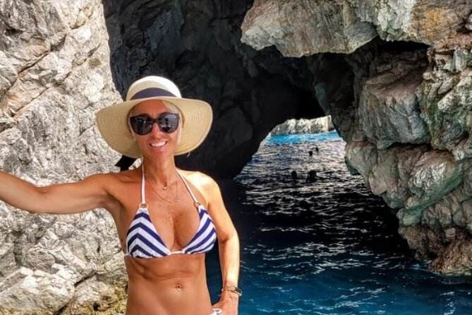 Capri enjoy the Dolce Vita by boat for 4 unforgettable hours! - White Grotta and Grotta Verde: sea-only caves with real swimming time