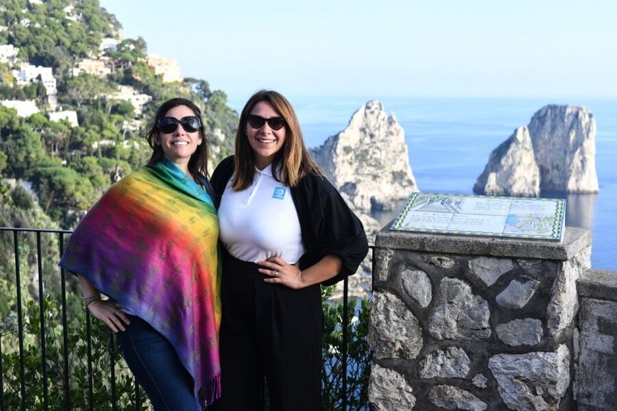 Capri: Guided Capri and Anacapri Experience - Limoncello tasting in typical shops, and how to shop without getting overwhelmed
