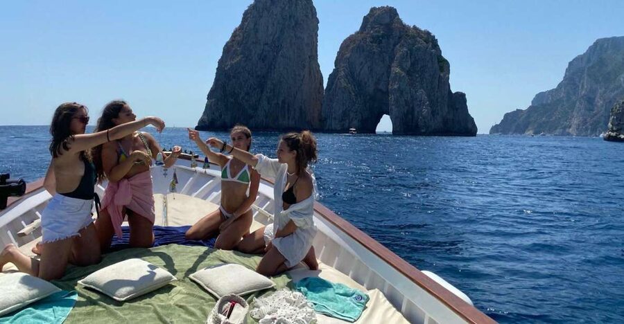 Capri: Island and Grottos Boat Cruise with Snacks and Drinks - Key highlights you should care about