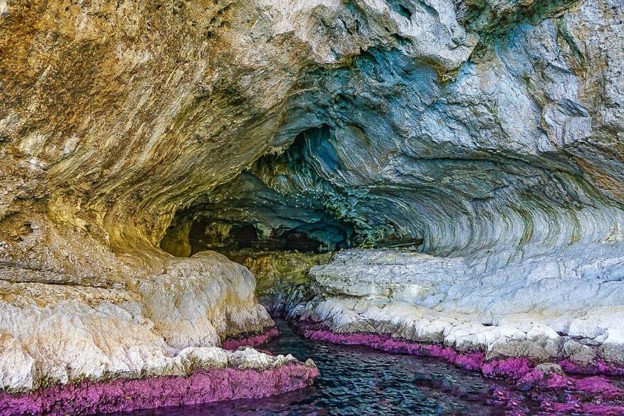 Capri: Island Boat Tour with Blue Grotto Stop - Captain Commentary and Hearing It: How to Get the Most Information
