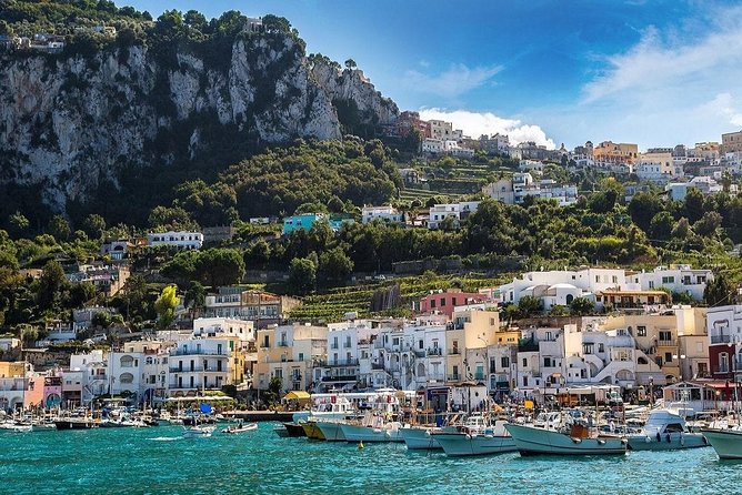 Capri Island Private Luxury Boat – Exclusive Scenic Day Tour - Lunch reality check: prebooked, paid on the spot
