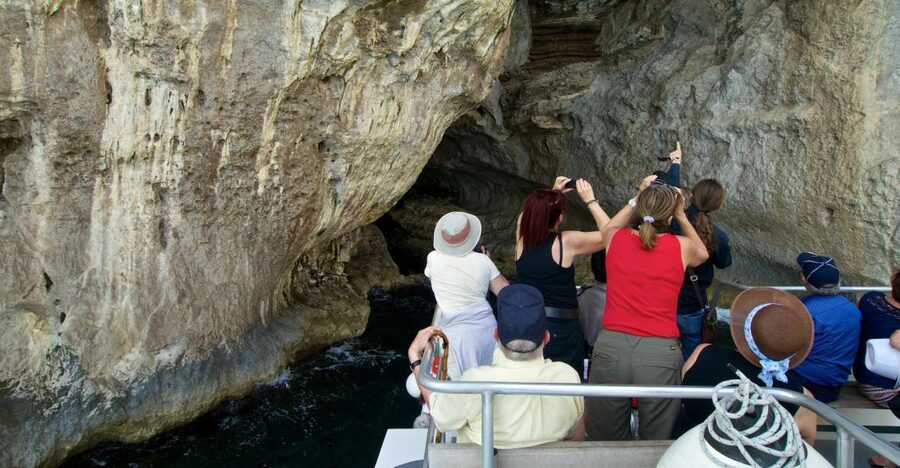 Capri: Island Sightseeing Tour with Blue Grotto Stop - From Marina Grande to the Blue Grotto: what the 1-hour loop feels like