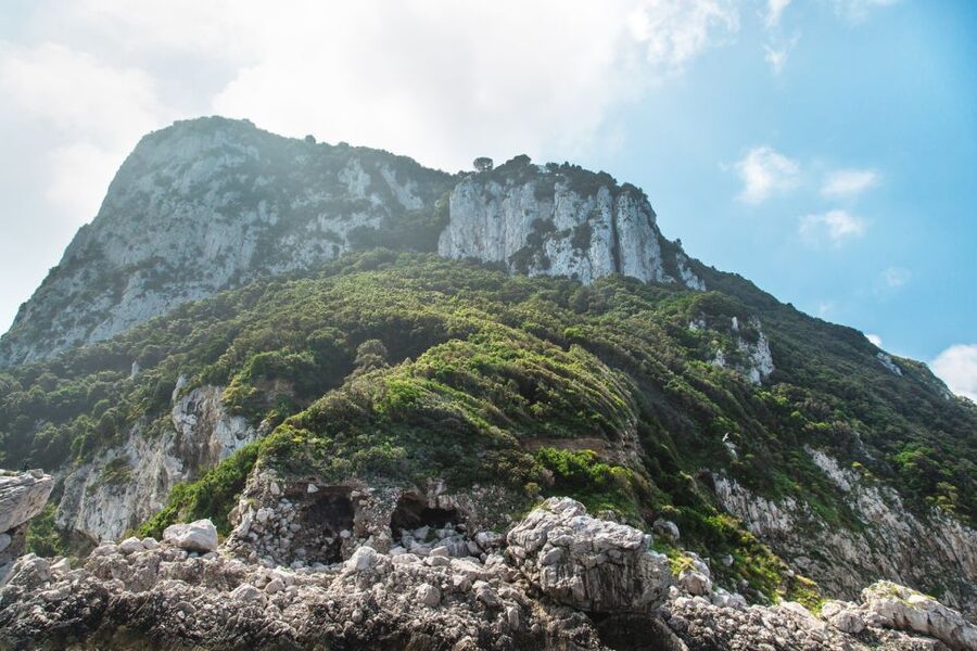 Capri: Island Sightseeing Tour with Blue Grotto Stop - Should you book this Capri island sightseeing tour?