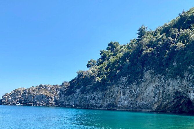 Capri & Nerano Bay Private Boat Tour from Sorrento,Positano,Capri - Grotta Verde and White Grotto: included cave moments and what to expect