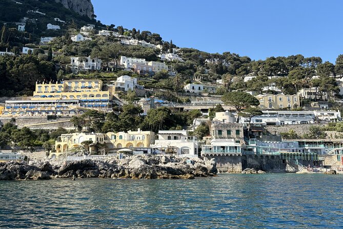 Capri Private Boat Tour with Spritz included - Boat comfort and what to bring for a smooth day