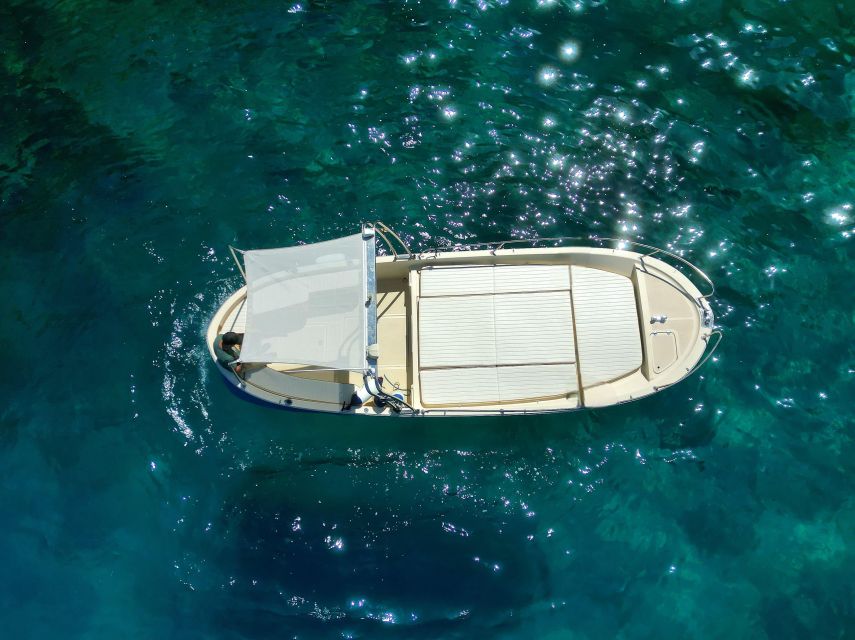 Capri: private boat tour with visit to the caves - Grotta Bianca to Grotta Verde, plus Marina Piccola swimming