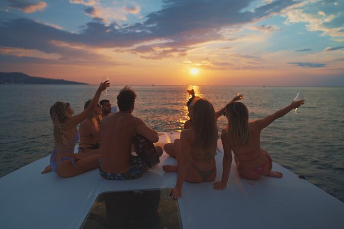 Capri Private luxury Boat Tour - How the Sorrento to Capri plan feels on a 7-hour private cruise