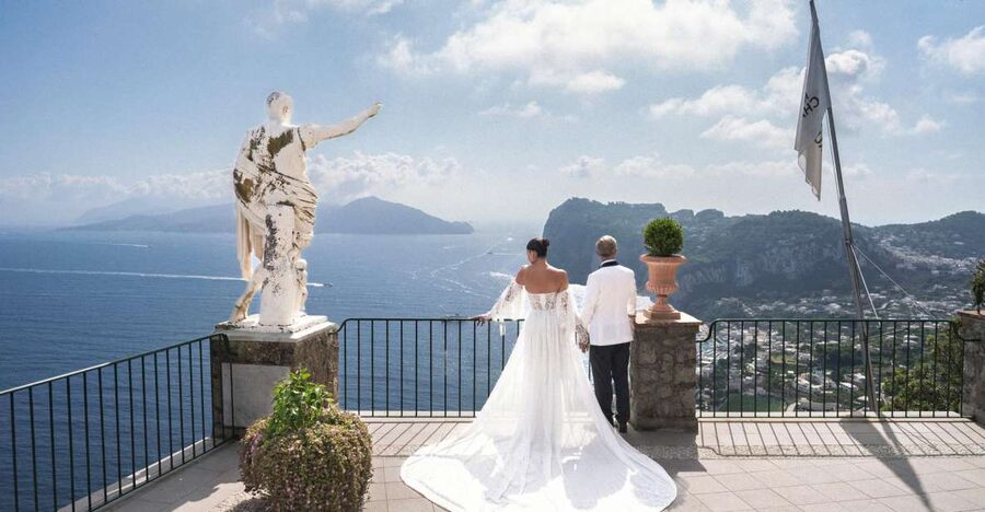 Capri Private Photo Session with a PRO Photographer - What you actually get: 60 edited photos per hour, professionally styled