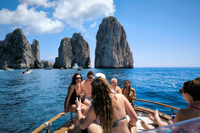 Capri Secret Corners by Private Boat with Local Skipper - Faraglioni, Casa Malaparte, and Mermaid Myth on Via Marina Piccola