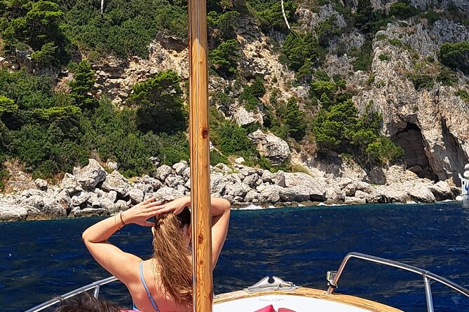 Capri Secret Corners Experience - Meeting at Waves of Capri and What You Actually Get On Board