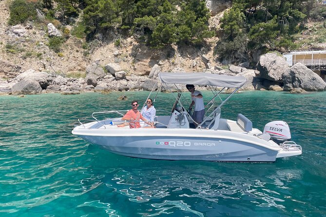 Capri Tour for Private Groups by Luxury Boat - Snorkeling gear, towels, and drinks that make the day easier