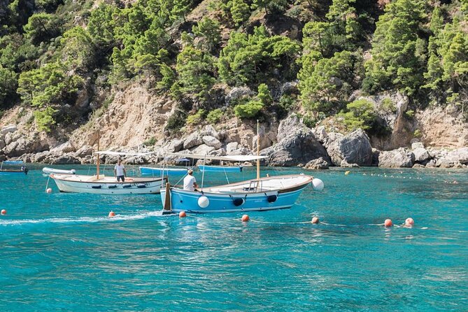 Capri tour with "Gozzo" (3 hours) - Why this private Gozzo tour makes sense in Capri