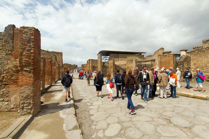 Complete Pompeii Skip the Line Tour with Archaeologist Guide - Main Street and Roman Baths: the highlights that make Pompeii feel real
