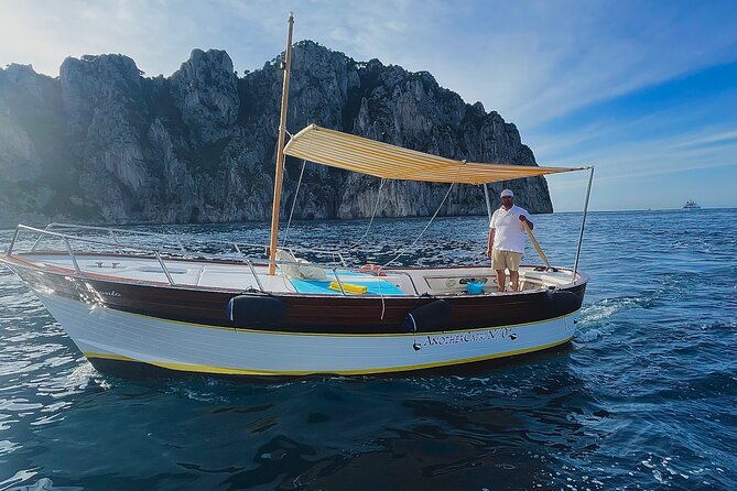 Complete Private Guided Three-Hour Tour on the Capri Coast - Meeting at Pasticceria La Vela and getting on a boat that feels like a retreat