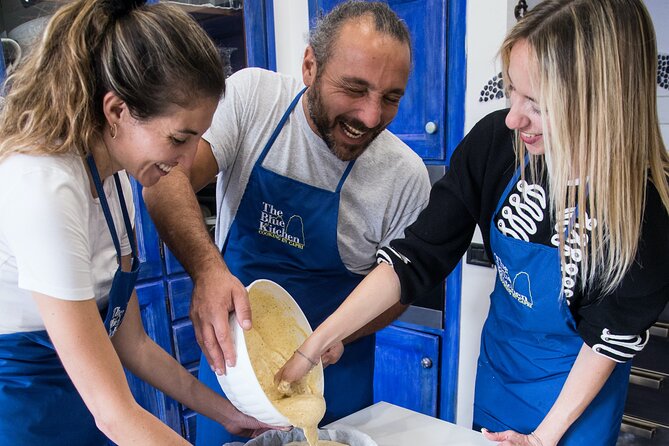 Cooking Class and Wine Pairing in Capri - Wine pairing that actually supports the meal