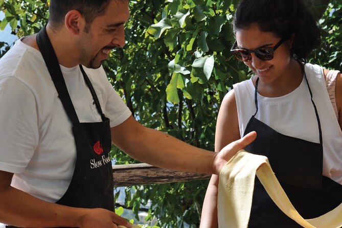 Cooking Class with garden visit - The garden visit: how local herbs become your meal
