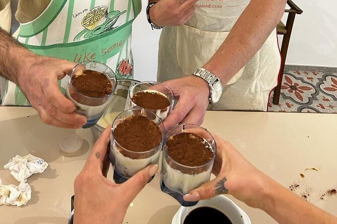 Cooking class with Pasta, mozzarella and Tiramisu with wine - Price and group size: is $72.56 really a good value?