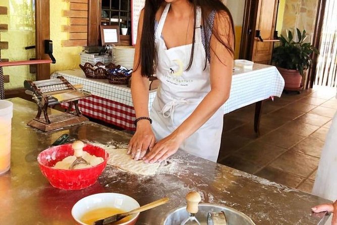 Cooking lesson: tagliatelle, mozzarella and tiramisu - Booking tips that make the day smoother