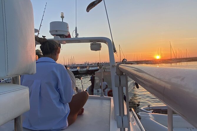 Day in Private Boat with Skipper from Salerno to Positano - Minori’s quick pastry stop, and why 15 minutes matters