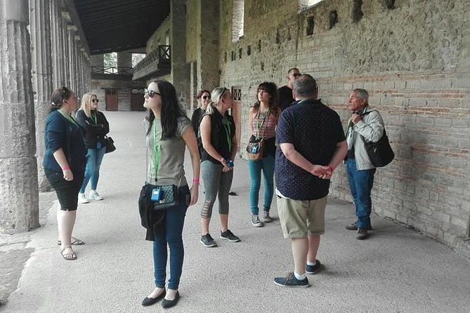 Discover Pompeii on this Guided Walking Tour of the Buried City - Language Options, Headsets, and the One Thing to Double-Check