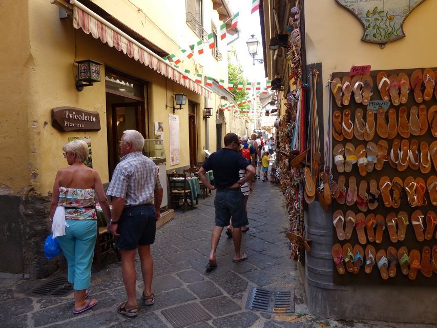 Discover Sorrento: food and walking tour - Why This Late-Afternoon Food Walk Hits Different in Sorrento
