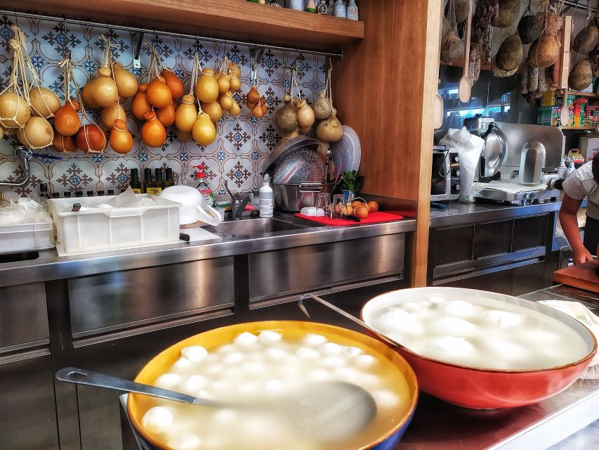 Discover Sorrento: food and walking tour - The Street Walk Through Sorrento: Narrow Lanes, Real Town Life