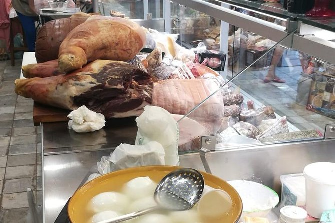DISCOVER SORRENTO, food &Walking tour . Lemons-cheese&olive oil - Cheese maker stop: mozzarella, caciotta, ricotta, and salami