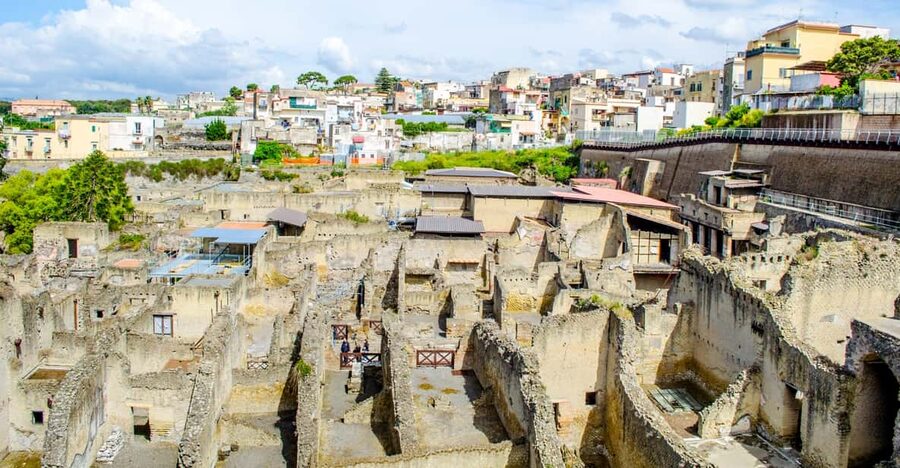 Ercolano: Herculaneum Entry Ticket with Optional Audio Guide - Ticket Redemption and the First 10 Minutes Inside