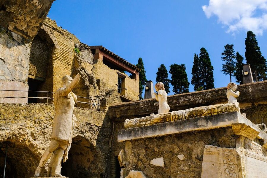 Ercolano: Herculaneum Skip-the-Line Ticket & Audio Guide - Practicalities that make your day easier