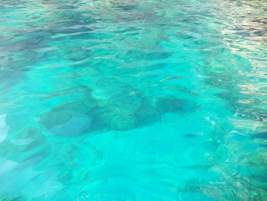 Esperienza Privata a Capri in Barca con Gozzo Classico 3H - Enzo the skipper: why people keep booking him