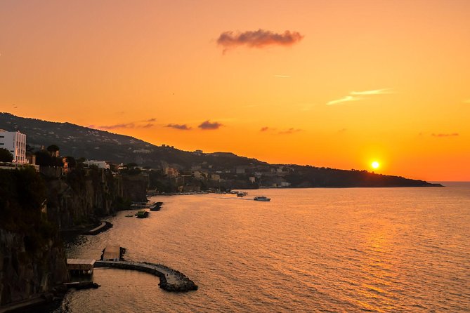 Exclusive Amalfi Coast with English-Speaking Driver - Amalfi Coast drive rules, photos, and staying comfortable