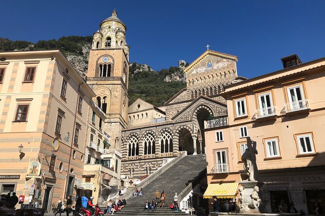 Exclusive Private Tour: Explore Pompeii and the Amalfi Coast - Mercedes van comfort and why it matters in this itinerary