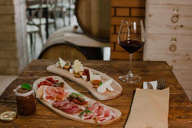 Explore Pompeii: Private Tour, Wine Tasting & Lunch - Getting the Most Out of Pompeii Without Feeling Rushed