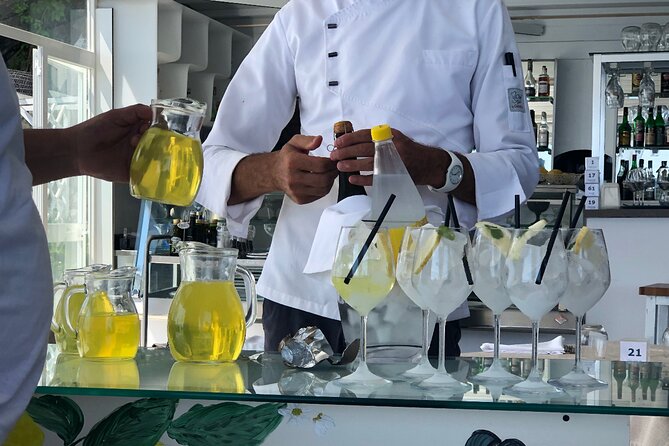 Fifty Shades of Lemon - Getting picked up in Sorrento or Naples, then letting the coast unfold