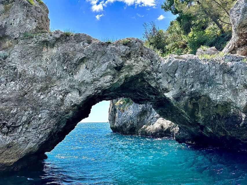 From Amalfi: 7H Amalfi Coast - Group Tour by boat - Who this tour suits best (and who should think twice)