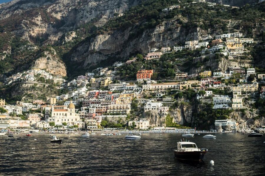 From Amalfi: 7H Amalfi Coast - Group Tour by boat - From Darsena Pier to Positano in the morning: what that timing gets you