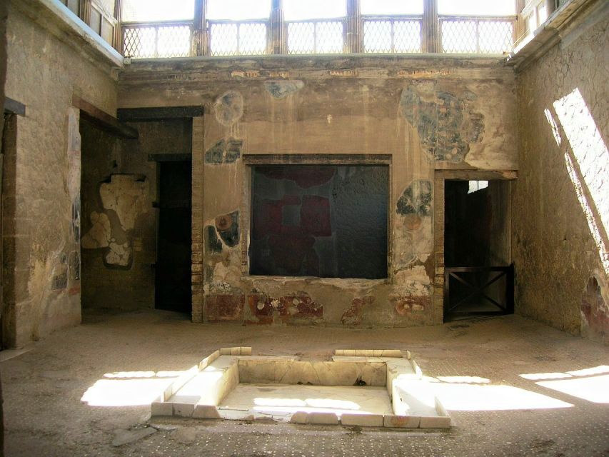 From Amalfi Coast: Pompeii Herculaneum skip-the-line - Lunch Time, Heat, and the Walk Reality