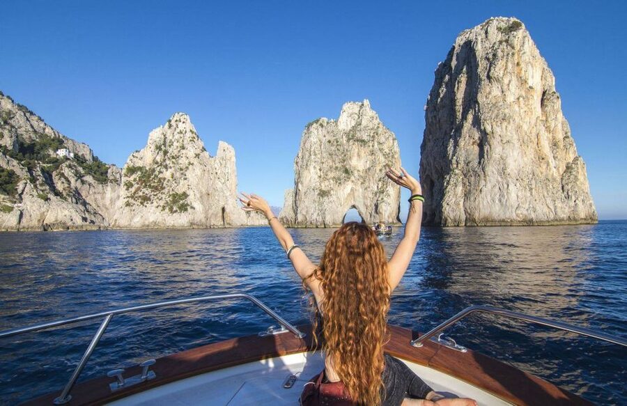 From Amalfi: Li Galli and Capri Islands Boat Tour - Capri by water: Faraglioni swims and the feel of the coast