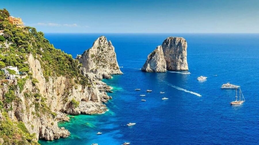 From Amalfi: Li Galli and Capri Islands Boat Tour - Li Galli finale: protected waters and a last swim