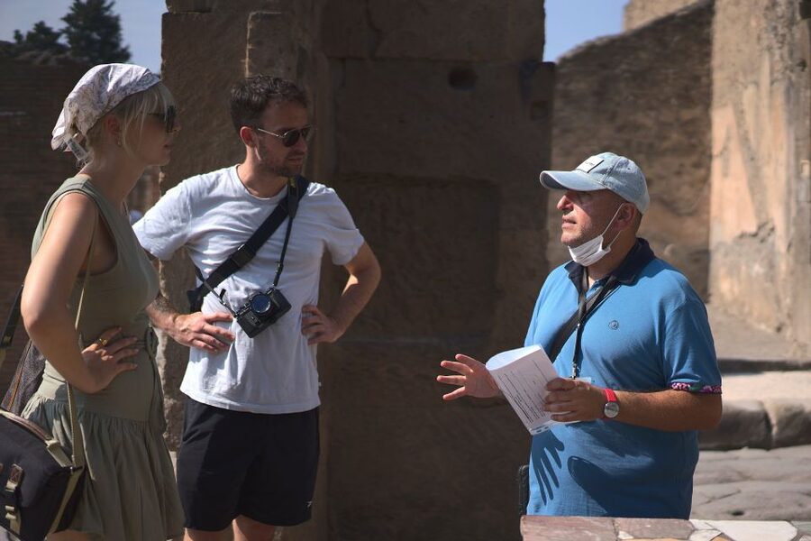 From Amalfi: Pompeii and Mount Vesuvius Private Day Trip - Should You Book This Amalfi Pompeii and Vesuvius Private Trip?