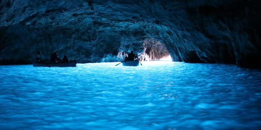 From Capri: Capri Walking Tour - Guide matters: what makes this experience feel fun