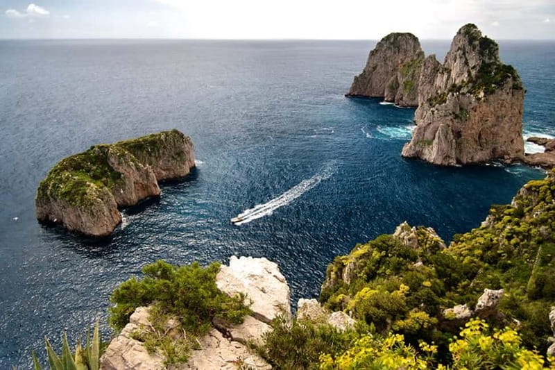 From Capri: Highlights Tour with Chairlift Ticket - The Capri Town pivot: La Piazzetta and the lemoncello moment