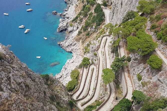 From Capri Semi-Guided tour of island at Pier 23 at 10,20 - Guided walking plus real free time: how to use it in Anacapri and Capri town