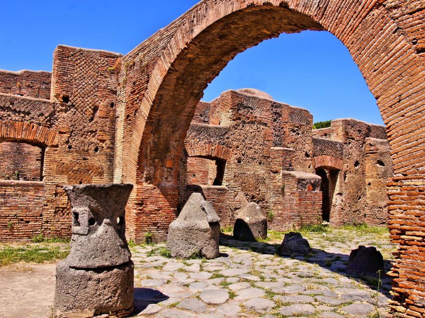 From Castellammare di Stabia Combo Tour_Pompeii & Vesuvius - The Vesuvius crater visit: what you actually see and why it feels unreal
