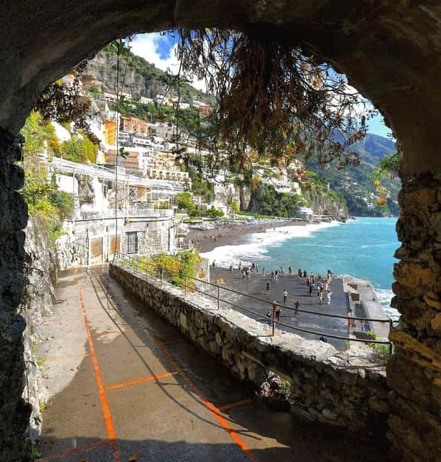 From Naples: Amalfi Coast, Sorrento, and Pompeii Tour - Sorrento’s cathedral, cloister, and the limoncello moment